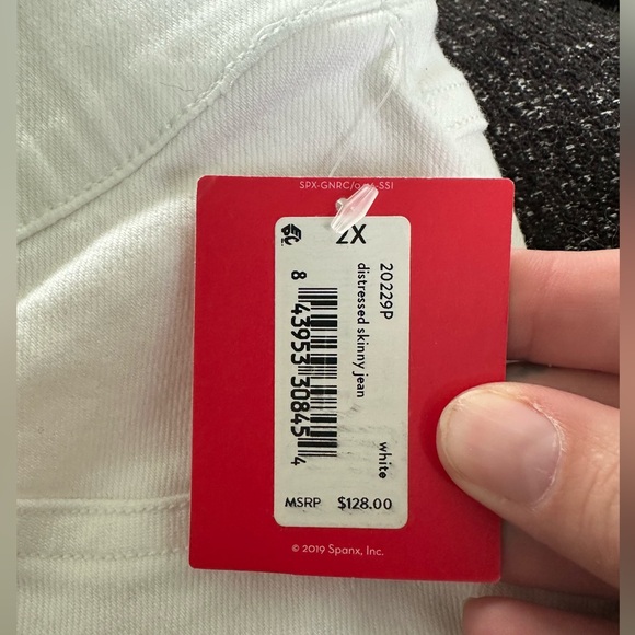 NWT Spanx distressed high rise skinny jeans pull on size 2XL - Picture 3 of 4